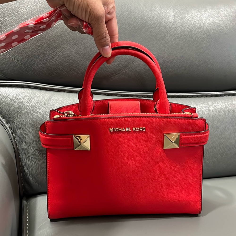 Michael Kors Crossbody/satchel